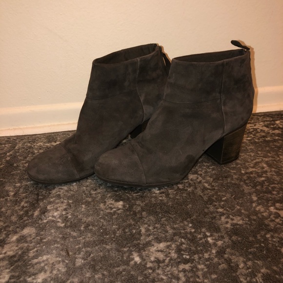Clarks Shoes - Grey Suade Booties